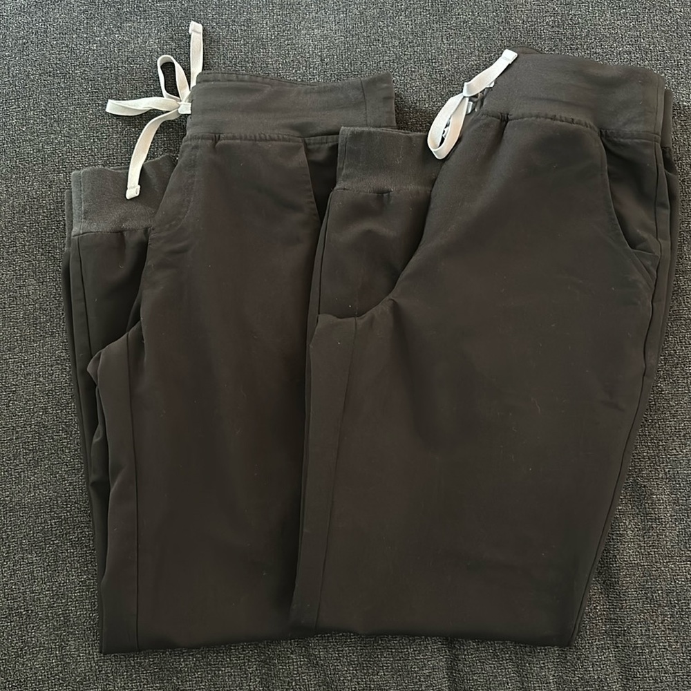 Figs jogger pants (2)